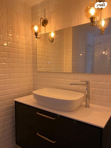 דירה, ליאונרדו דה וינצ'י 12, גני שרונה, קרית הממשלה, תל אביב יפו