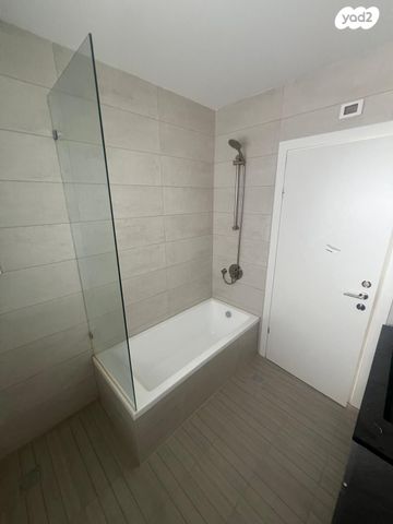 דירה, מבצע קדש 52, הדר יוסף, תל אביב יפו