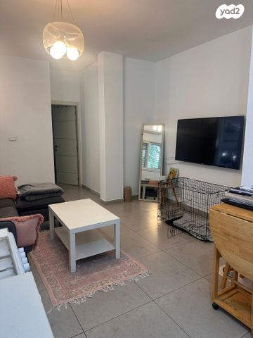 יחידת דיור, האורן 233, ברקן, ברקן