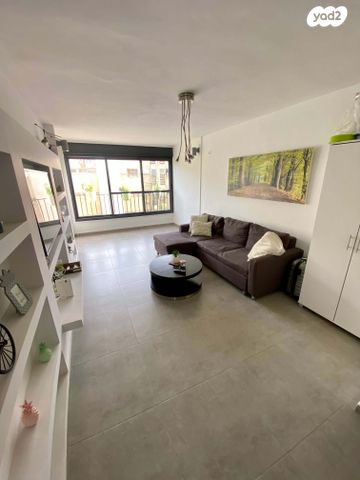 דירה, הערבה 14, ג'סי כהן, חולון