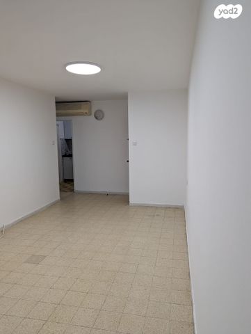 דירה, בורוכוב 11, נווה דוד, רמלה