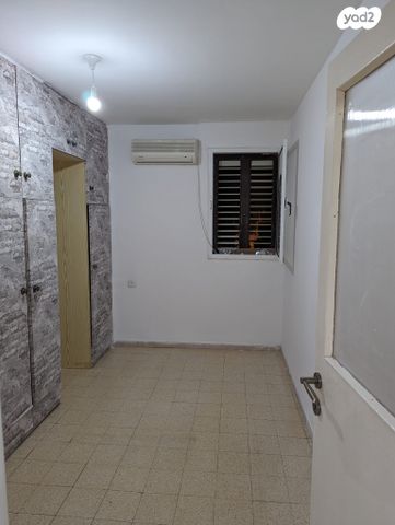 דירה, בורוכוב 11, נווה דוד, רמלה