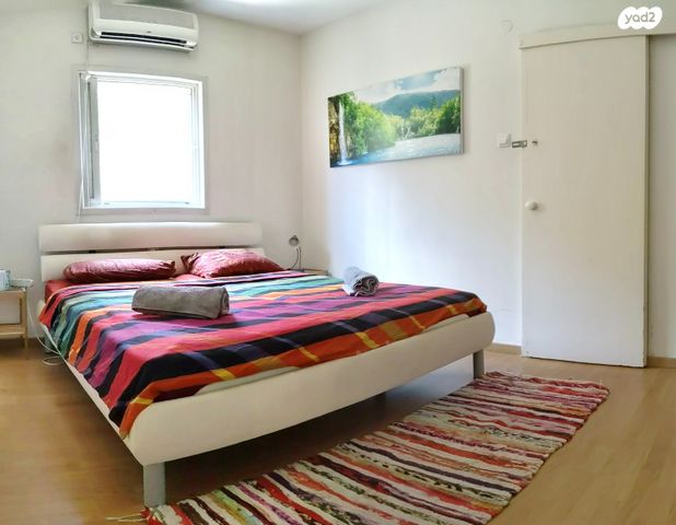 סאבלט, בוגרשוב 77, הצפון הישן - דרום, תל אביב יפו