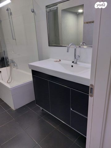 אליעזר בן יהודה 45