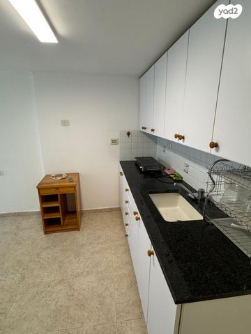 יחידת דיור, הבושם 40, עין חמד (י"א), מבשרת ציון