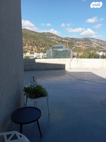 יחידת דיור, האיריסים 45, נוף העמק, יקנעם עילית