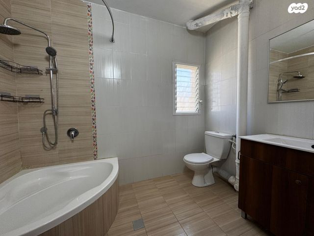 דירה, ציון בהלול 12, שיכון עובדים, טבריה