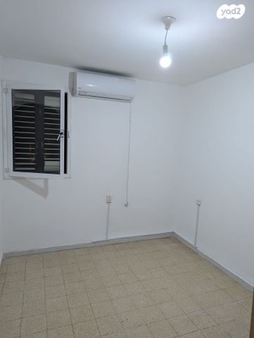 דירה, בורוכוב 11, נווה דוד, רמלה