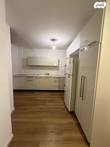 דירה, ההסתדרות 92, נאות שושנים, חולון