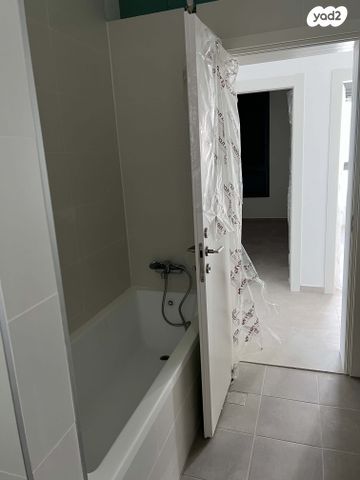 דירה, אהוד מנור 1, נאות אפק, אפקה, קרית ביאליק