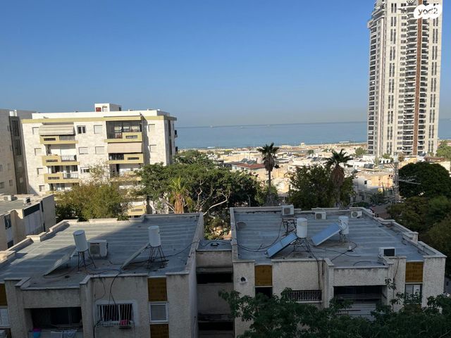 דירה, רוגוזין 52, רובע ד', אשדוד