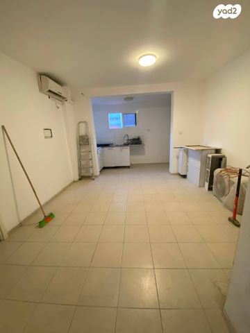 יחידת דיור, יהודה הלוי 11, היובל, אור עקיבא