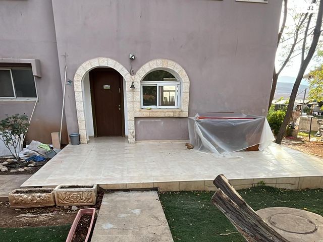 בית פרטי/ קוטג', מכנף נאה 1, רועי, רועי