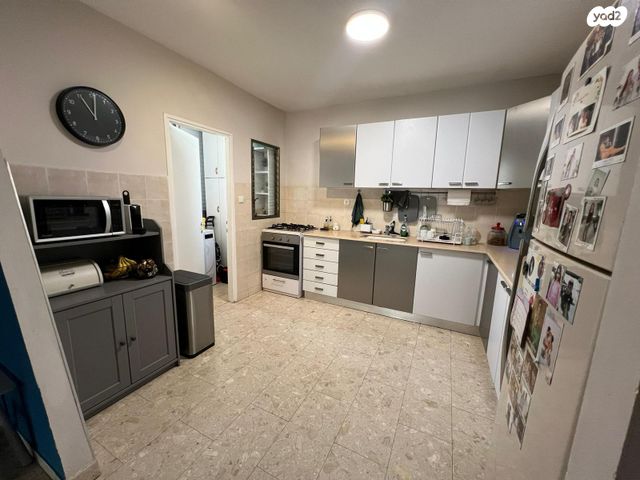 דירה, זכרון יעקב 17, הדר המושבות הותיקה / אם המושבות הותיקה, פתח תקווה