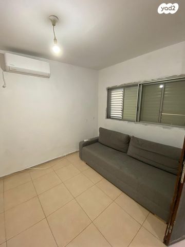 דירת גן, סמטת יוטבתה 1, שכונה ד', באר שבע