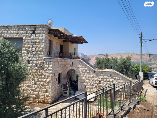 בית פרטי/ קוטג', הארזים 1, לבנים, לבנים