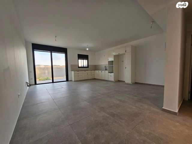 בית פרטי/ קוטג', פנחס נבון 1, נאות שקד, ירוחם