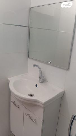 דירה, רחבת הרא"ש 5, שכונה י"א, באר שבע