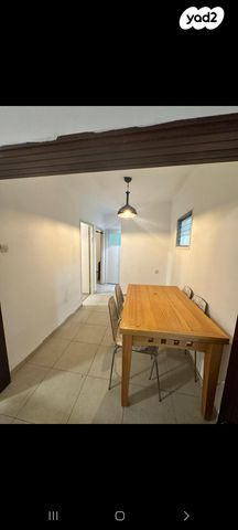 דירה, דוד בן גוריון 243, הראשונים, שלומי