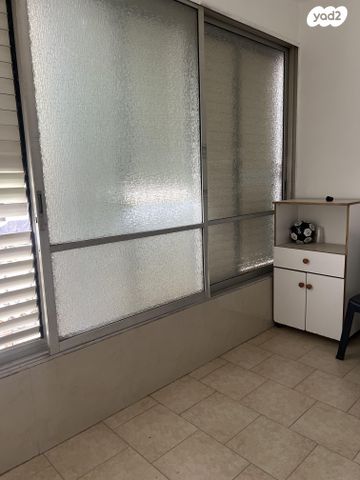 דירה, העצמאות 20, מרכז העיר, סביניה, הוותיקה, קרית ביאליק