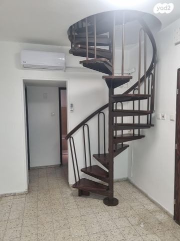 גג/ פנטהאוז, בר כוכבא 7, תל יהודה, רמת גן