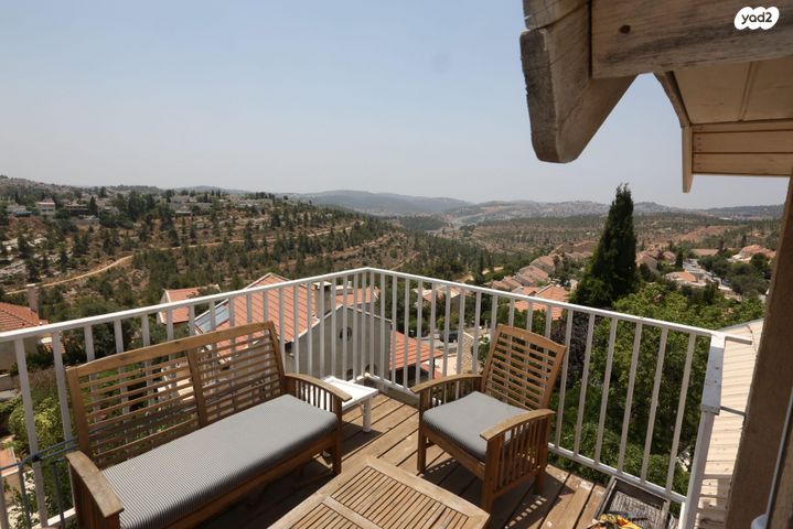 גג/ פנטהאוז, הזמיר 15, שכונה ד', מבשרת ציון