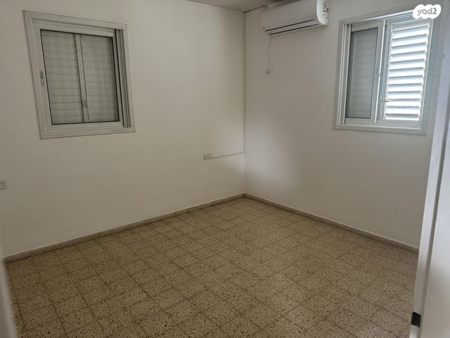 דירה, הרצל 105, שעריים, רחובות