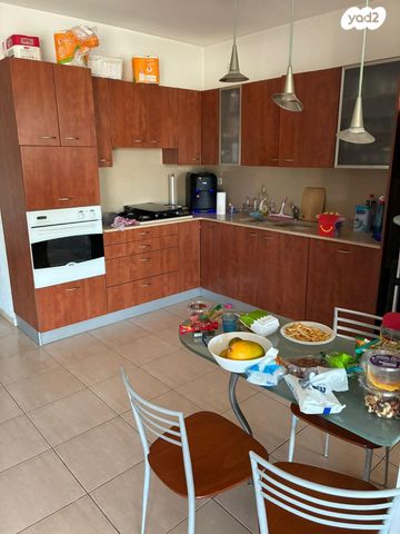 דירה, הרימון 10, רמת הדקלים, גבעת שמואל