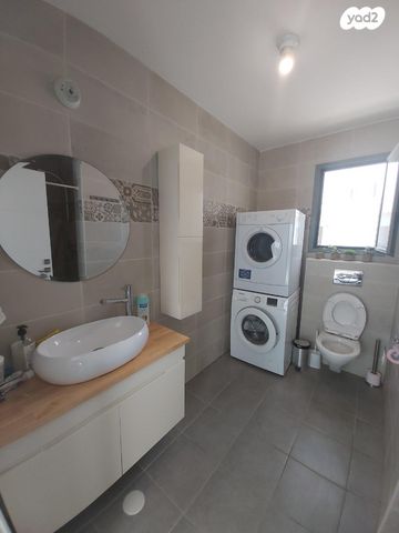 גג/ פנטהאוז, הערבה 540, צלפון