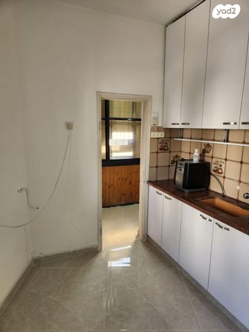 דירה, עולי הגרדום 7, אברמוביץ', ראשון לציון