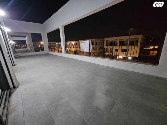 גג/ פנטהאוז, דגן 2, עמירם, פרדס חנה כרכור