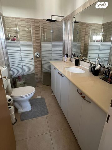 דירה, זכרון יעקב 17, הדר המושבות הותיקה / אם המושבות הותיקה, פתח תקווה