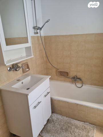 גג/ פנטהאוז, בר כוכבא 7, תל יהודה, רמת גן