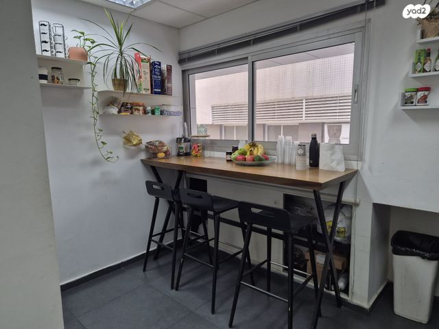 משרדים, תובל 32, בורסה, רמת גן