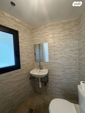 חנויות/ שטח מסחרי, העלייה 53, נווה שאנן, תל אביב יפו