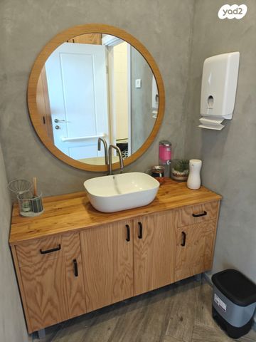 חנויות/ שטח מסחרי, התעשייה 5, אזור תעשייה קרית אתגרים, רעננה