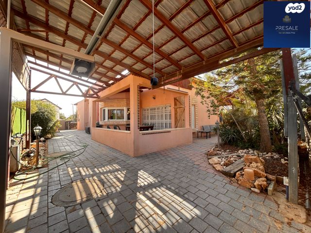 בית פרטי/ קוטג', חסידה, מעוף, ערד