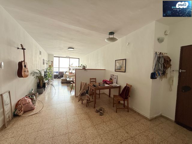 דירה, ישראל אהרוני, א' / צפון מזרח העיר, רחובות