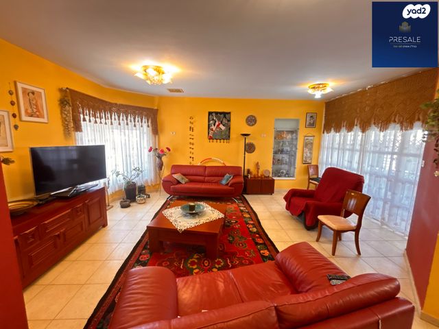 בית פרטי/ קוטג', חסידה, מעוף, ערד