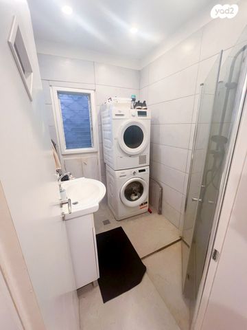 דירה, לוחמי סיני, רמת גן