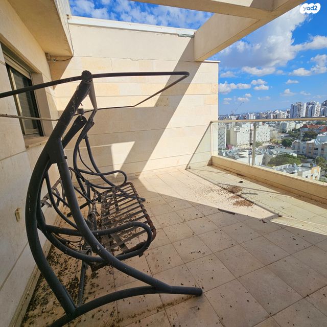 גג/ פנטהאוז, ה' באייר, רובע הקריה, הסיטי, אשדוד