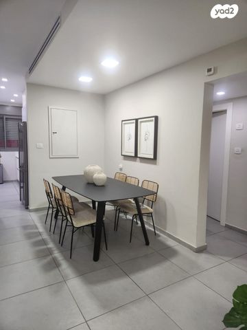 דירה, גדעון האוזנר 20, רמות הרכס, באר שבע