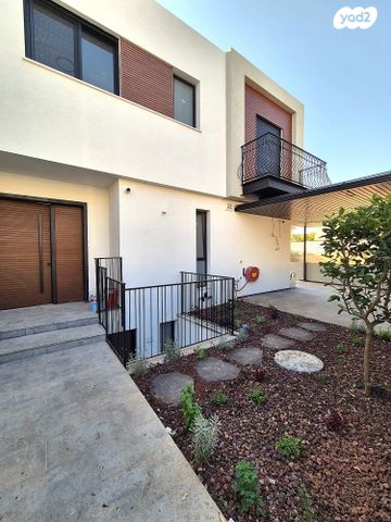 בית פרטי/ קוטג', מתחם 11, הוד השרון