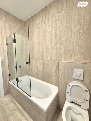 בית פרטי/ קוטג', מתחם 11, הוד השרון