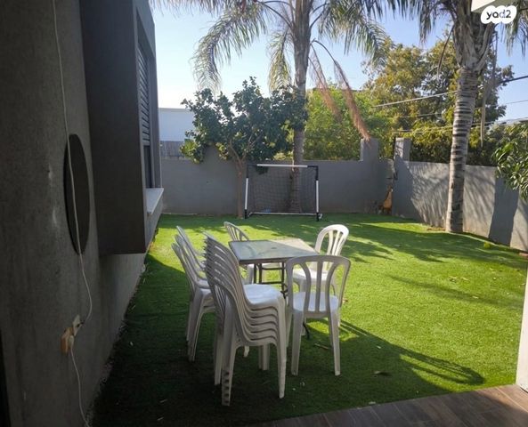 בית פרטי/ קוטג', יצחק בן צבי 50, קרית בנימין, קרית אתא