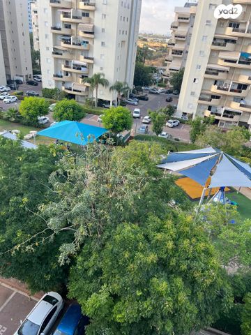 דירה, הצופים, נעורים, ראשון לציון