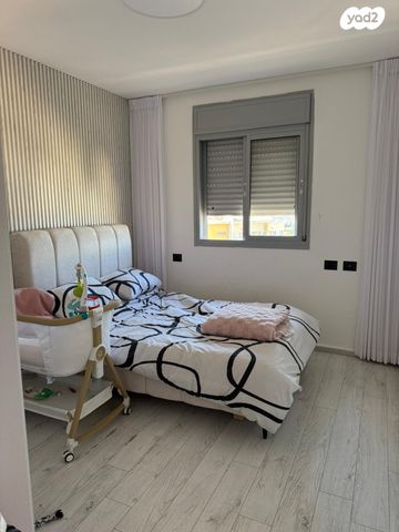 דירה, אברהם בלסברג, ברנע, אשקלון