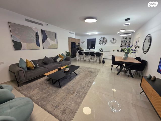 עמנואלה בן יעקב 