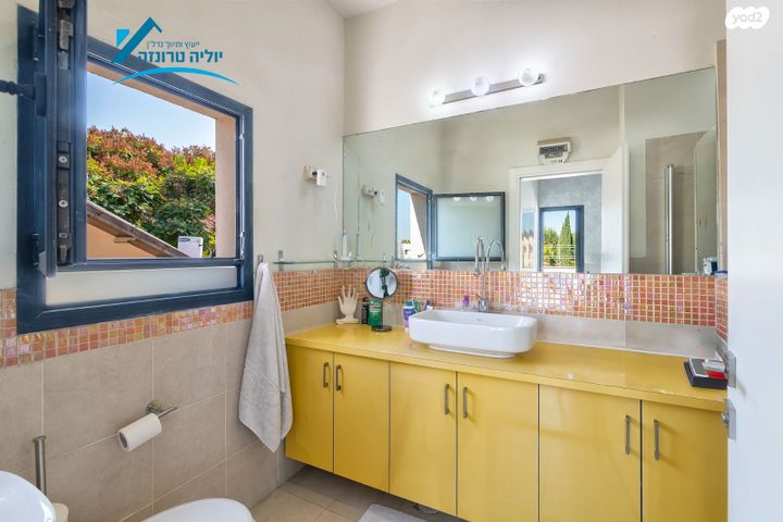 בית פרטי/ קוטג', אגוז, נווה אילן - אזרחי, יבנה