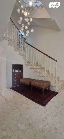 דו משפחתי, יהושע גיבשטיין, קרית שמחה, ראשון לציון